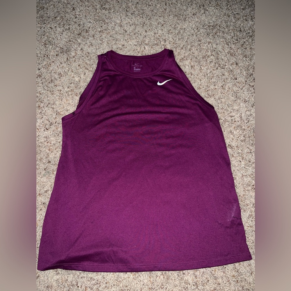Maroon nike tank top xl